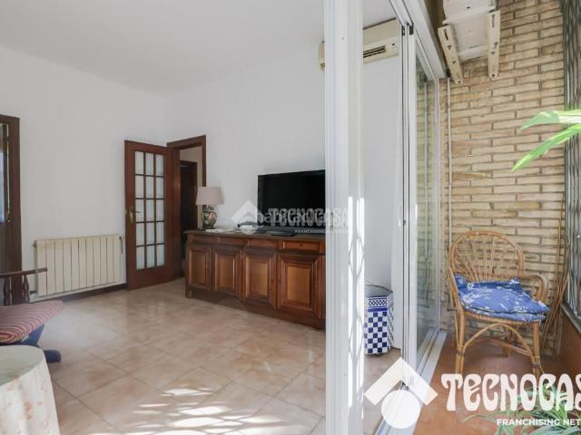 Piso en venta en Barcelona, La Bordeta. Piso en venta en Barcelona. Pisos.