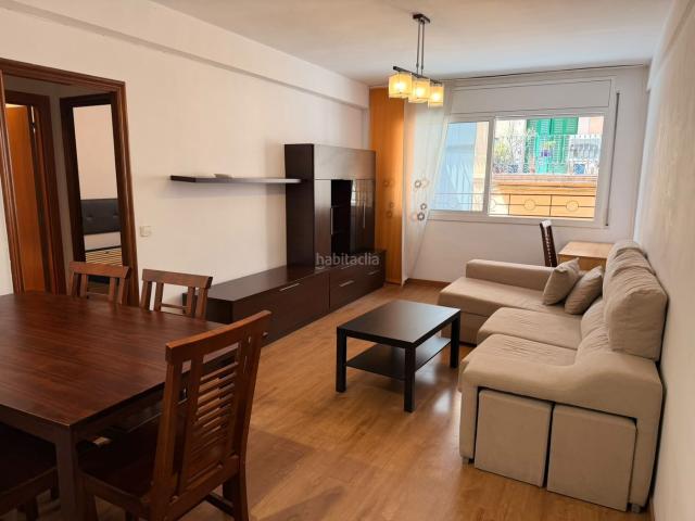 Piso en venta en Barcelona, La Bordeta. Pisos.