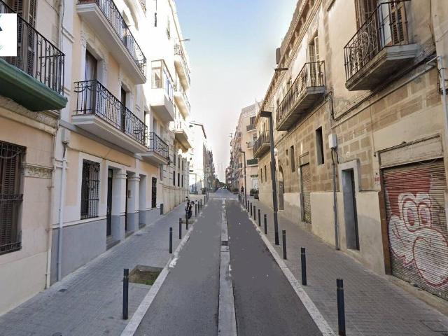 Piso en venta en Barcelona, La Bordeta. Venta piso en Barcelona. Pisos.