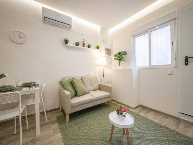 Piso en venta en Barcelona, La Clota. Piso en venta TOTALMENTE REFORMADO A ESTRENAR. Pisos.