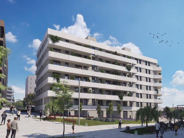 Piso en venta en Barcelona, La Clota. Pisos.