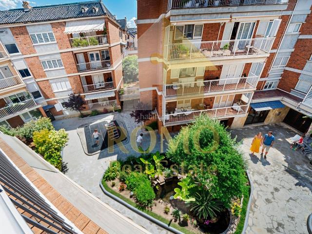 Piso en venta en Barcelona, La Font d´en Fargues. PROMETEDOR. Pisos.