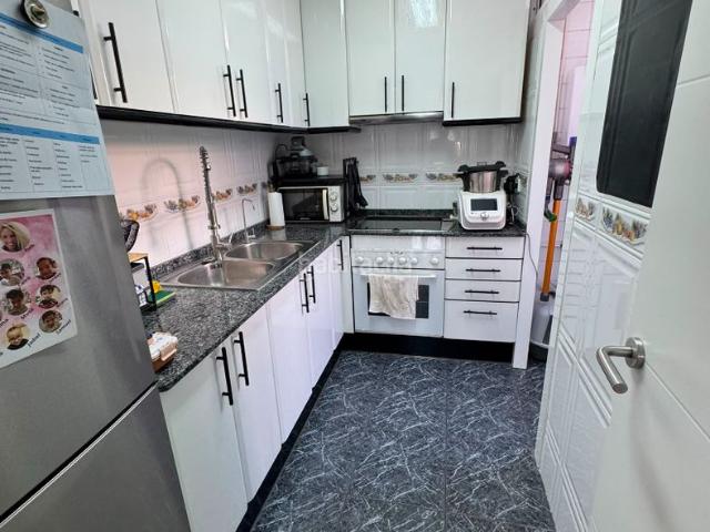 Piso en venta en Barcelona, La Marina del Port. Ático en La Marina del Port Montjuïc. Pisos.