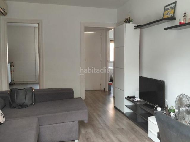 Piso en venta en Barcelona, La Marina del Port. OPORTUNIDAD PISO TOTALMENTE EXTERIOR CON BALCON. Pisos.