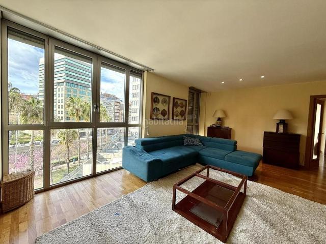 Piso en venta en Barcelona, La Marina del Port. PISO EN SANTS MONTJUIC. Pisos.