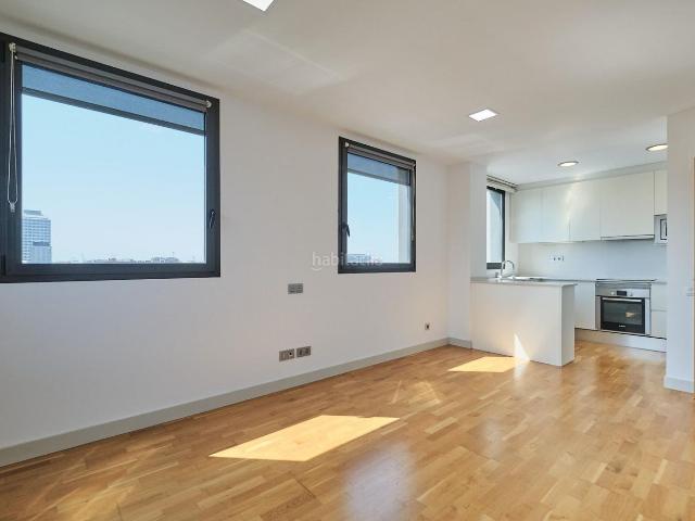 Piso en venta en Barcelona, La Marina del Port. Pisos.