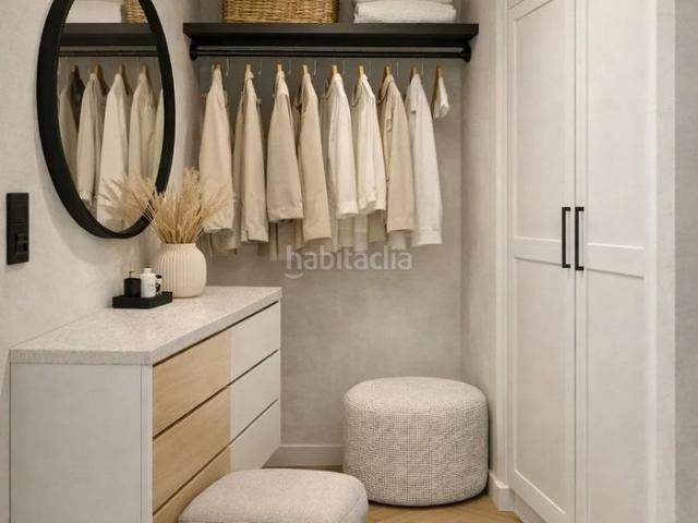 Piso en venta en Barcelona, La Nova Esquerra de l´Eixample. A REFORMAR FINCA REGIA 1900 3 HAB. 1 BAÑO 1 ASEO 4ª PLANTA REAL BALCÓN GALERÍA ASCENSOR GALERÍA EIXAMPLE SANT ANTONI. Pisos.