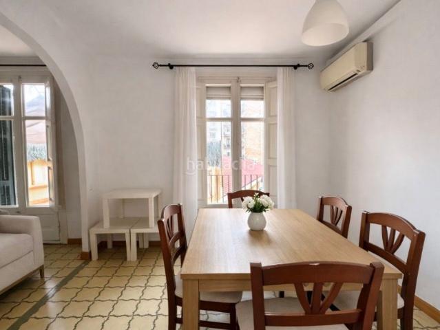Piso en venta en Barcelona, La Nova Esquerra de l´Eixample. ENTRESUELO CON GRAN TERRAZA EN FINCA REGIA LEIXAMPLE ESQUERRA. Pisos.