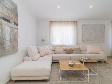 Piso en venta en Barcelona, La Nova Esquerra de l´Eixample. Excelente apartamento de tres habitaciones en venta en el Eixample Izquierdo, Barcelona. Pisos.