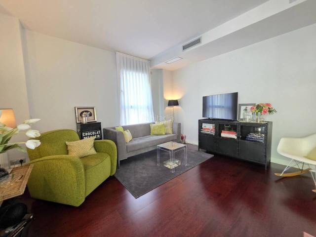 Apartamento en venta en Barcelona, La Nova Esquerra de l´Eixample. EXCLUSIVA VIVIENDA SEMINUEVA EN EL EIXAMPLE, JUNTO A LAS PISCINAS SANT JORDI. Apartamentos.