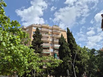 Piso en venta en Barcelona, La Nova Esquerra de l´Eixample. Ideal zona.!. Pisos.