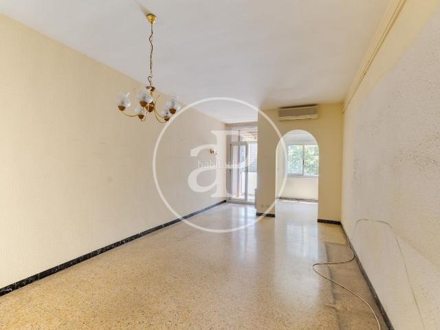 Piso en venta en Barcelona, La Nova Esquerra de l´Eixample. Piso en venta en calle Provença, La nova Esquerra. Pisos.