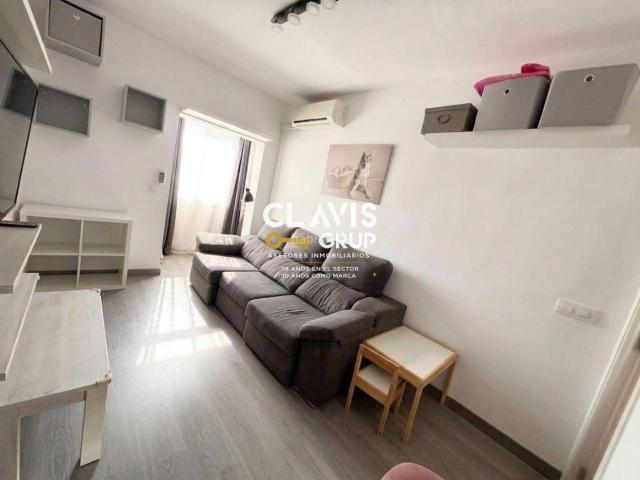 Piso en venta en Barcelona, La Sagrera. Totalmente Reformado Amueblado La Sagrera Ideal Familias. Pisos.