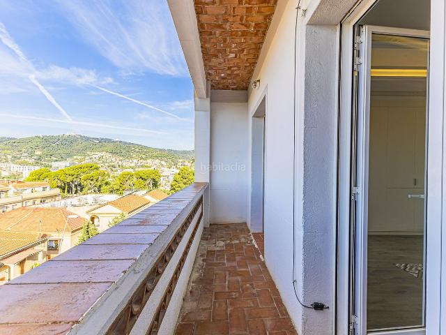 Piso en venta en Barcelona, La Salut. Piso de diseño con vistas espectaculares. Pisos.