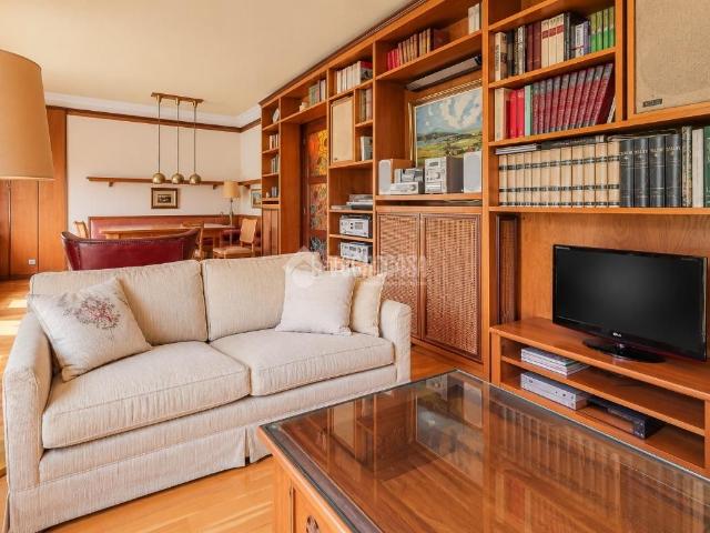 Piso en venta en Barcelona, La Salut. Piso en venta en Barcelona. Pisos.