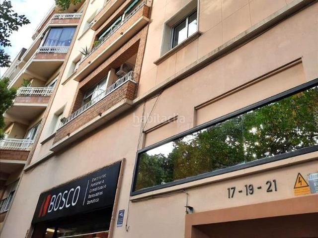 Piso en venta en Barcelona, Navas. Pisos.