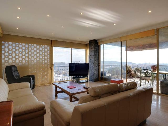 Piso en venta en Barcelona, Pedralbes. Pedralbes Jto. Avenida Diagonal. Pisos.