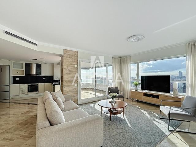 Piso en venta en Barcelona, Diagonal Mar i el Front Marítim del Poblenou. Exclusivo piso en venta en diagonal del mar, 3 habitaciones, terraza, parking y piscina. Pisos.
