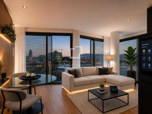 Piso en venta en Barcelona, Provençals del Poblenou. Luminoso piso en una planta alta con vistas abiertas en venta frente al parque en Poblenou, Barcelona. Pisos.