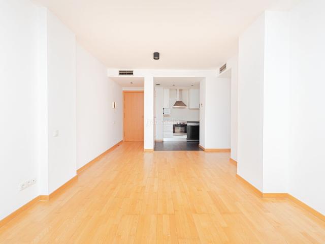 Piso en venta en Barcelona, Provençals del Poblenou. Pisos.