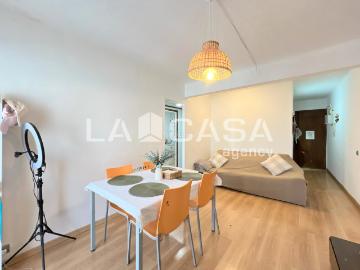 Piso en venta en Barcelona, Prosperitat. Pisos.