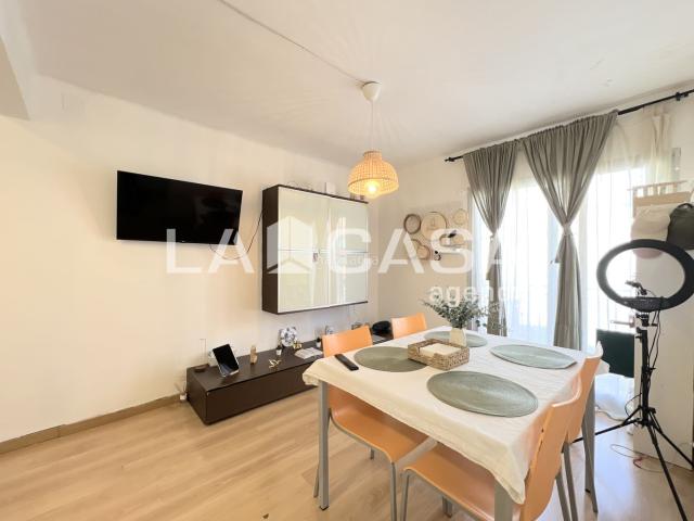 Piso en venta en Barcelona, Prosperitat. Pisos.