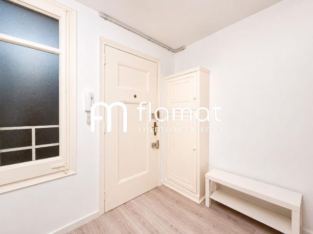 Piso en venta en Barcelona, Putget Farró. Amplio piso de 118 m2 con mucha luz natural en Sant Gervasi. Pisos.