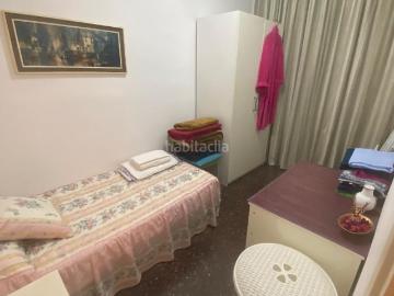 Piso en venta en Barcelona, Putget Farró. Ideal para inversión o a futuro. Pisos.