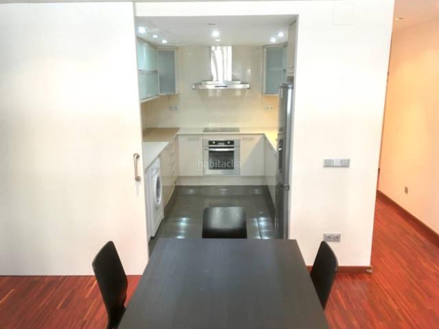 Piso en venta en Barcelona, Putget Farró. PISO EN VENTA REFORMADO DE 65M2, AMUEBLADO EN EL PUTXETEL FARRÓ CON PARQUET Y AIRE ACONDICIONADO POR CONDUCTOS. Pisos.