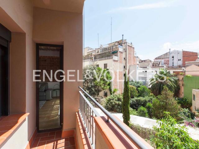 Piso en venta en Barcelona, Putget Farró. Piso luminoso y muy tranquilo en finca regia rehabilitada en el Putxet. Pisos.