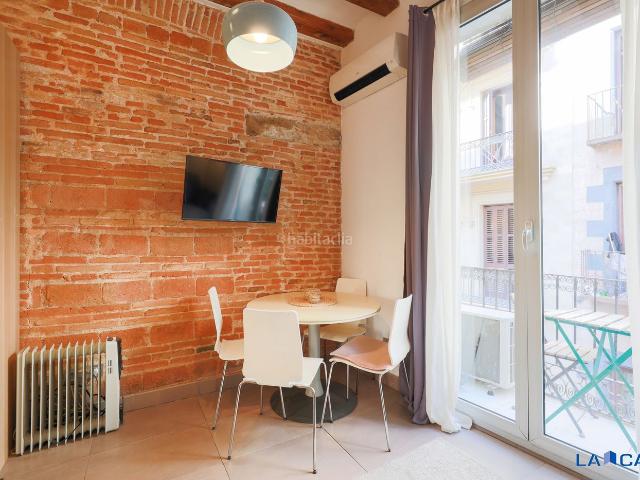 Piso en venta en Barcelona, Raval. WATHSAPP DAVID Pisos.