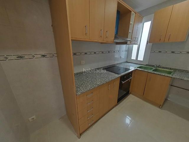 Piso en venta en Barcelona, Raval. Acogedor apartamento en buen estado, ideal para familias, ubicado en una zona residencial muy conveniente de Barcelona. Disfrute d. Pisos.