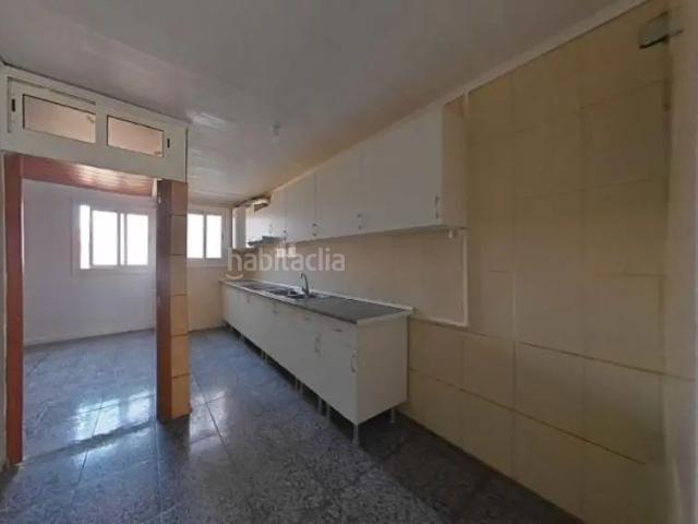 Piso en venta en Barcelona, Raval. Barcelona Barcelona. EN RENTABILIDAD se vende alquilado, no se puede visitar ni hipotecar. Pisos.
