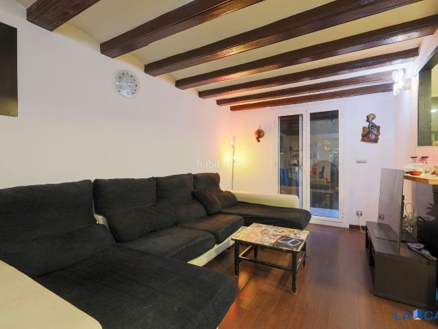 Piso en venta en Barcelona, Raval. Carrer de Sant Antoni Abat. Pisos.