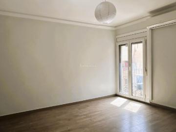 Piso en venta en Barcelona, Raval. ESPECTACULAR piso con mucho encanto en pleno corazón de BARCELONA. Pisos.