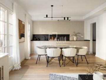 Piso en venta en Barcelona, Raval. En venta exclusiva vivienda de obra nueva de tres dormitorios en el centro de Barcelona. Pisos.