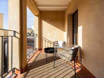 Piso en venta en Barcelona, Raval. En venta exclusiva vivienda de obra nueva de tres dormitorios en el centro de Barcelona. Pisos.