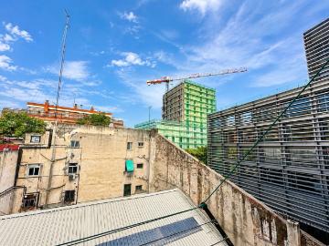 Piso en venta en Barcelona, Raval. Exclusivo piso reformado de 2 habitaciones y 2 baños junto a Drassanes. Pisos.