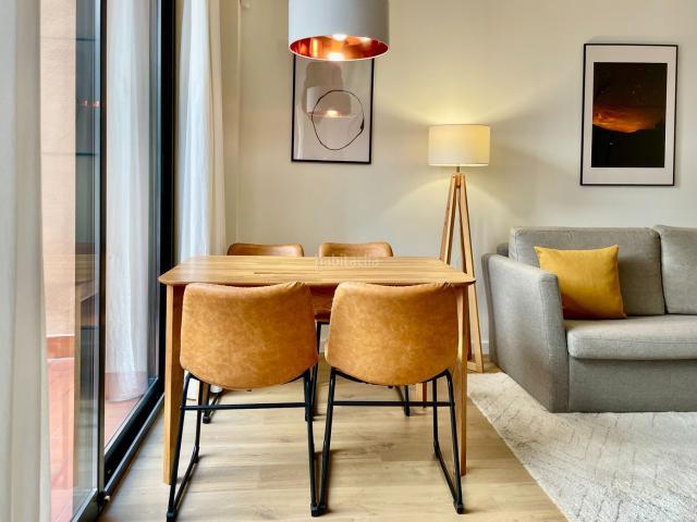 Piso en venta en Barcelona, Raval. Fantástico piso en venta en Ciutat Vella, Barcelona. Pisos.