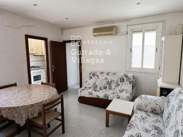 Piso en venta en Barcelona, Raval. Luminoso y con hasta 5 habitaciones. Pisos.
