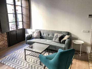 Piso en venta en Barcelona, Raval. Piso de lujo con terraza, jardín y piscinas a dos pasos del Mercado de Sant Antoni. Pisos.