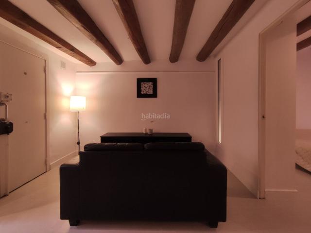 Piso en venta en Barcelona, Raval. Piso de 1 habitación en el Raval a pocos min de Mercat de Sant Antoni. Pisos.