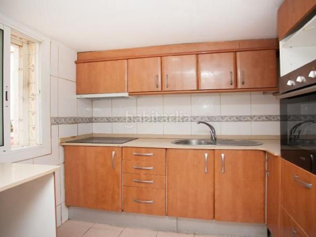Piso en venta en Barcelona, Raval. Piso en venta en calle Reina Amalia. Pisos.