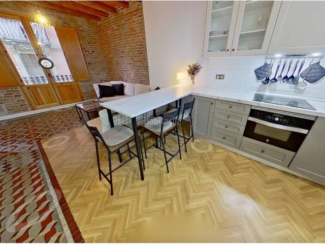 Piso en venta en Barcelona, Raval. PISO EN VENTA EN EL RAVAL REFORMADO Y CON BALCON. Pisos.