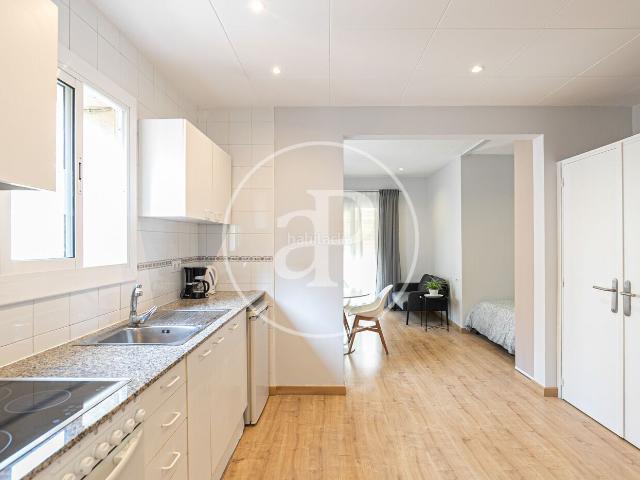 Piso en venta en Barcelona, Raval. Piso en venta en la calle Guifré. Pisos.