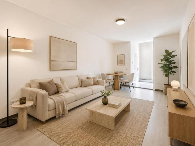 Piso en venta en Barcelona, Raval. Piso Reformado con Encanto en El Raval. Pisos.