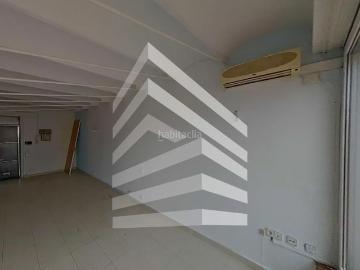 Piso en venta en Barcelona, Raval. Pisos.