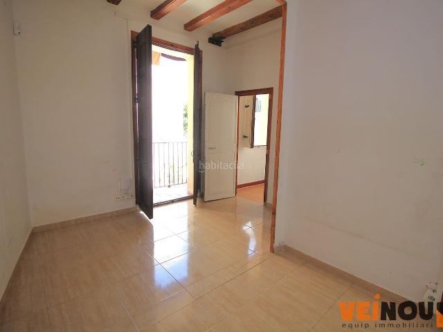 Piso en venta en Barcelona, Raval. Pisos.
