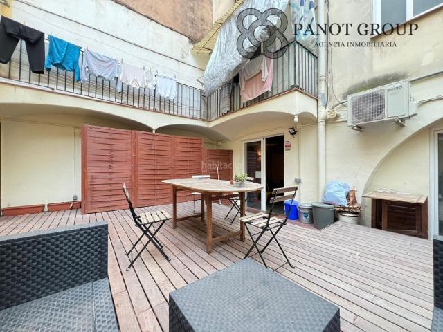 Piso en venta en Barcelona, Raval. Pisos.