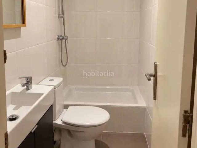 Piso en venta en Barcelona, Raval. Pisos.